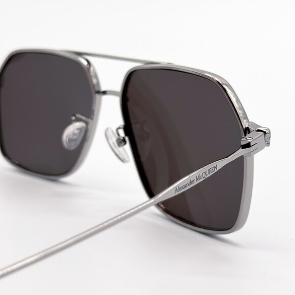 NEW ALEXANDER MCQUEEN AM0372S 001 PILOT SILVER SUNGLASSES ALEXANDER MCQUEEN - Picture 5 of 10